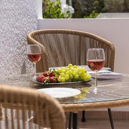 Pergola Guest house