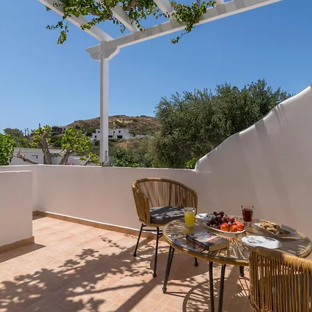 Pergola Πολλώνια