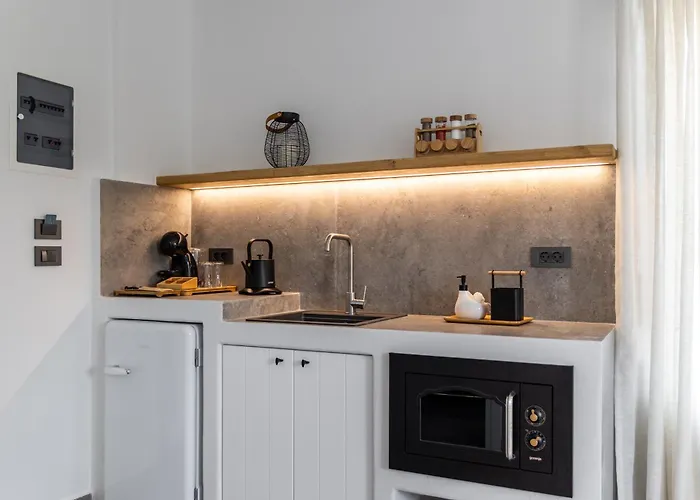 Pergola Πανσιόν Πολλώνια