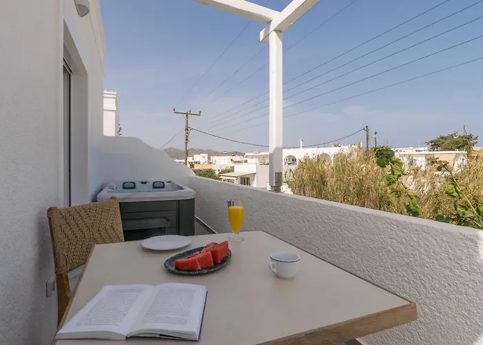 Pergola Πανσιόν Πολλώνια