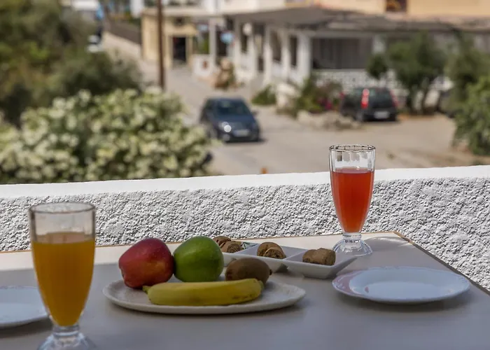 Πανσιόν Pergola 4*